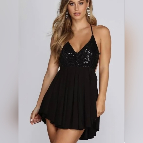 O. Vianca Dresses & Skirts - O. Vianca Women's Black A-Line Sequined Chriss-Crossed Back Mini Dress Size L.